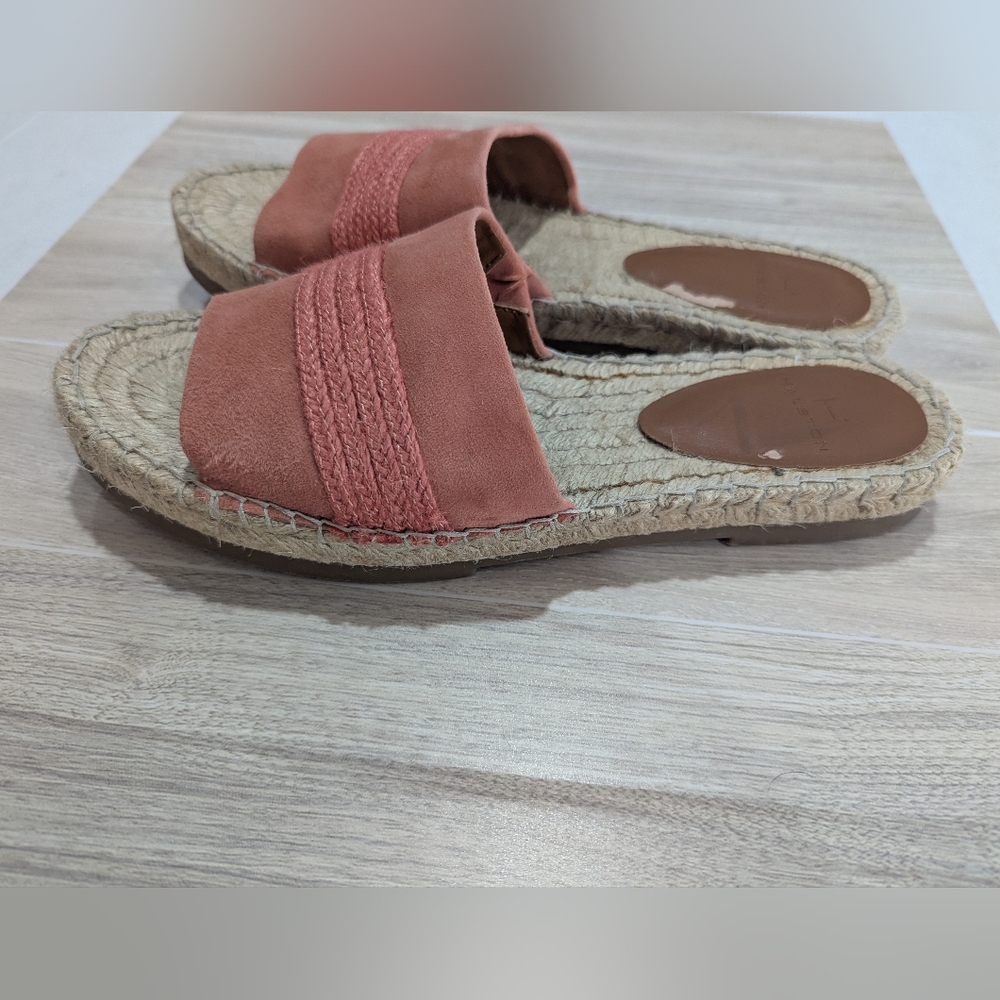 H by Halston "Betty" Peach Coral Orange Suede Slide Sandals Size 9.5 - Picture 6 of 13